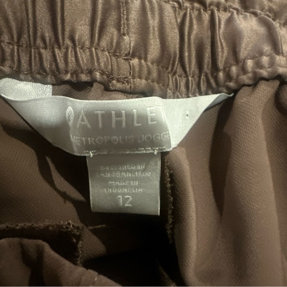 Athleta Metropolis Primatwill Jogger Lifestyle Travel Pant #530639 NWT! 12 - Picture 4 of 10